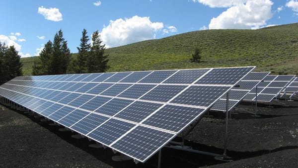 6.Net Metering Explained: How You Can Sell Solar Power Back to the Grid